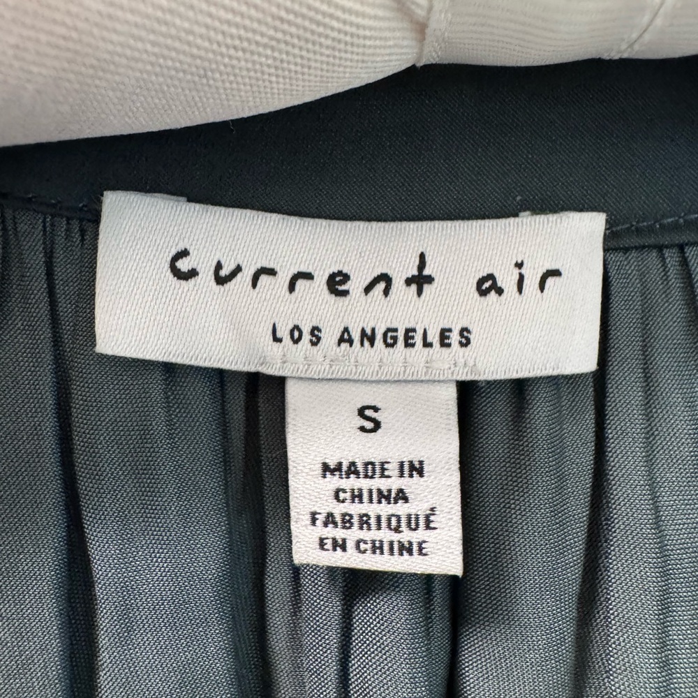 Current Air Forest Green Split Neck Blouse - image 6